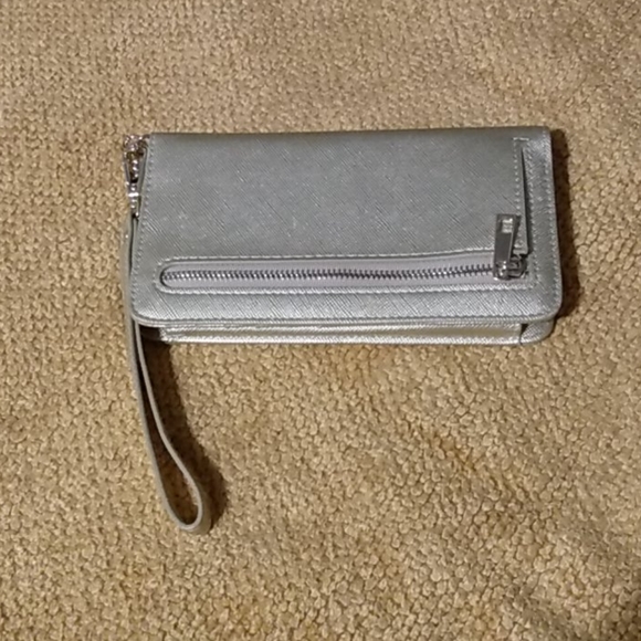 🥰🥰🥰 Free Phone case - Picture 3 of 5